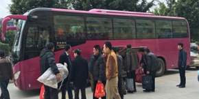 科佳煌·育華建材領(lǐng)導(dǎo)班子熱情送祝福，員工工作開啟新征程